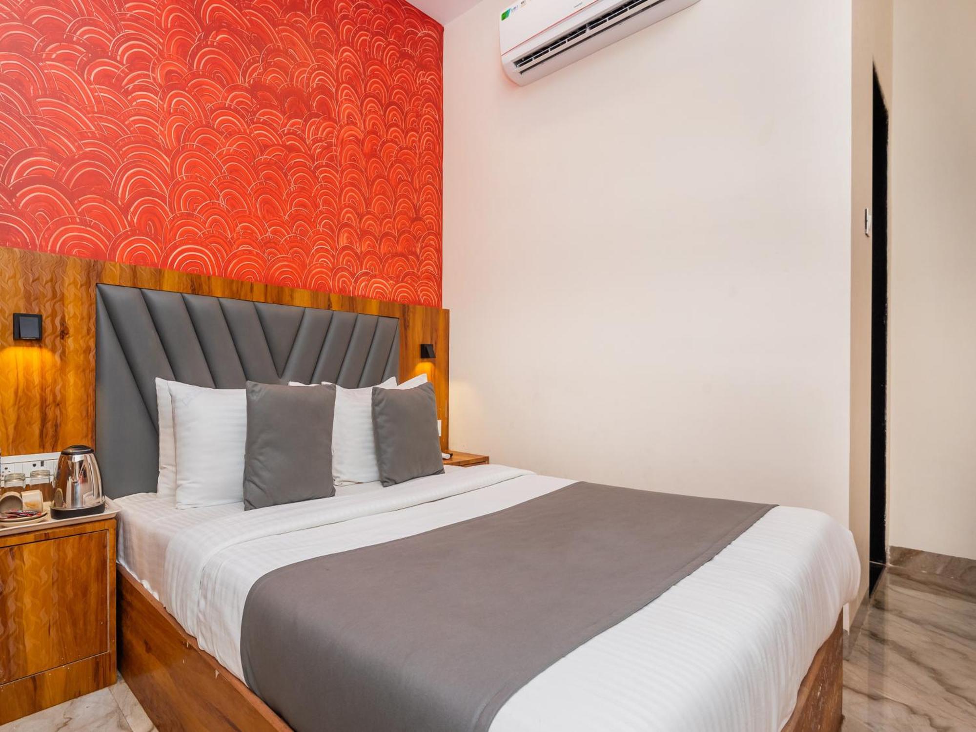 Hotel Priceless Suite Bombay Exhibition Centre Goregaon West Mumbai Exterior photo