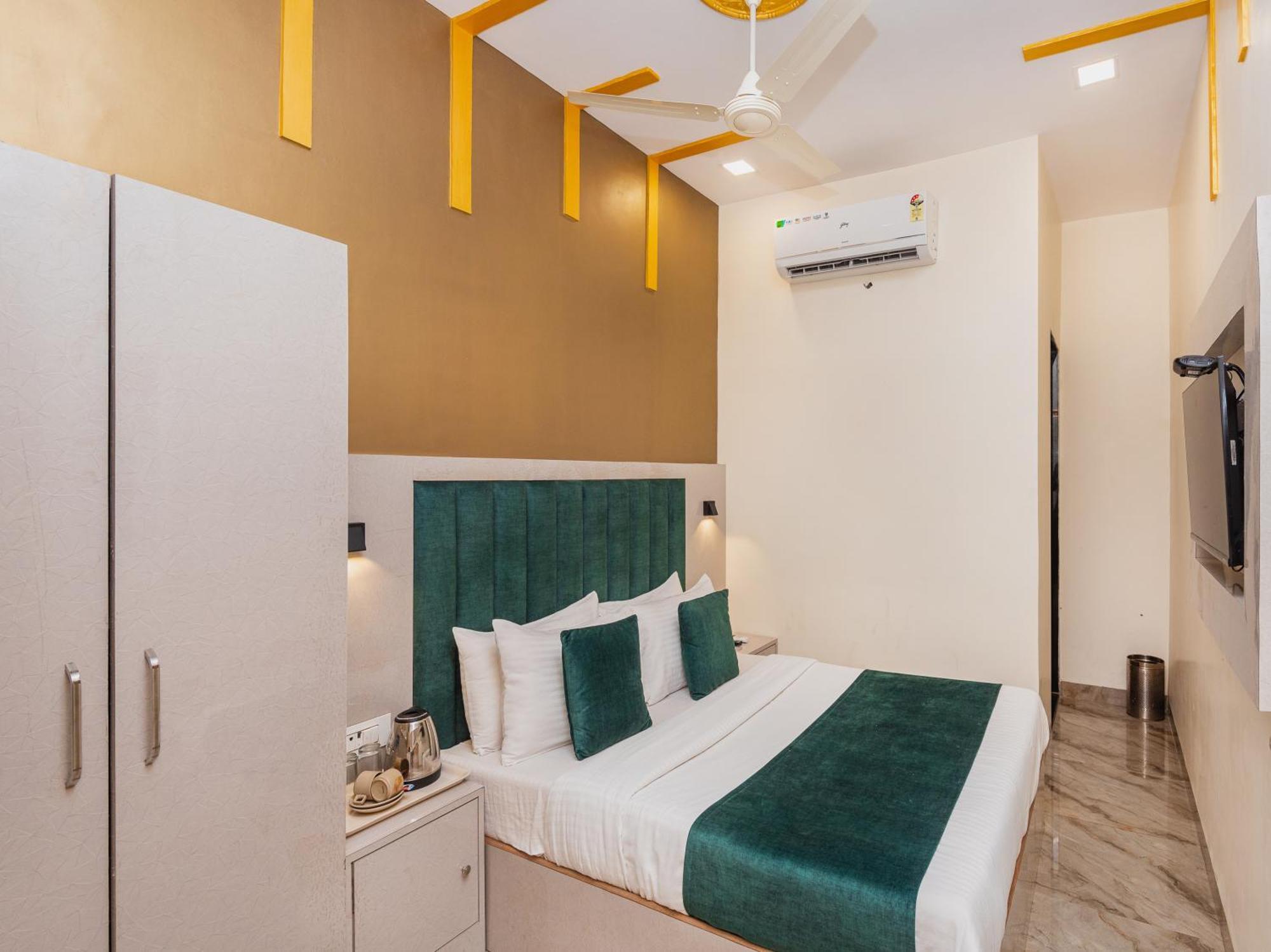 Hotel Priceless Suite Bombay Exhibition Centre Goregaon West Mumbai Exterior photo